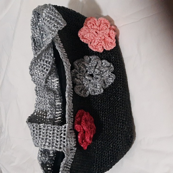 Beautiful crocheted bag 12X17 - Picture 6 of 7